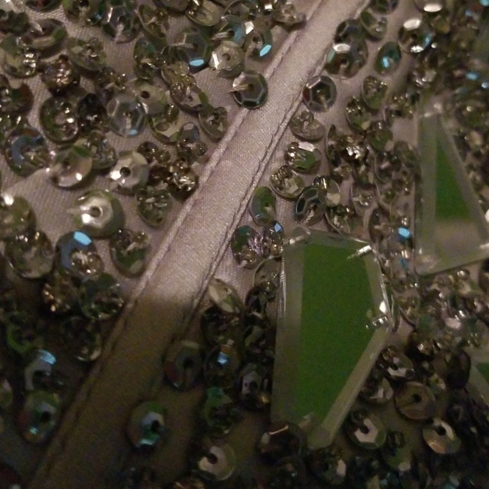 Prom dress. - Picture 2 of 5
